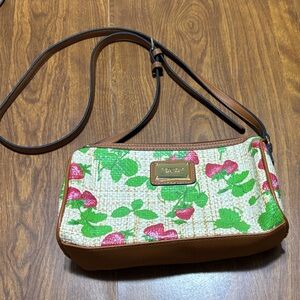 Tignanello est 1989 Strawberry woven Crossbody Bag / purse with Brown Accents.